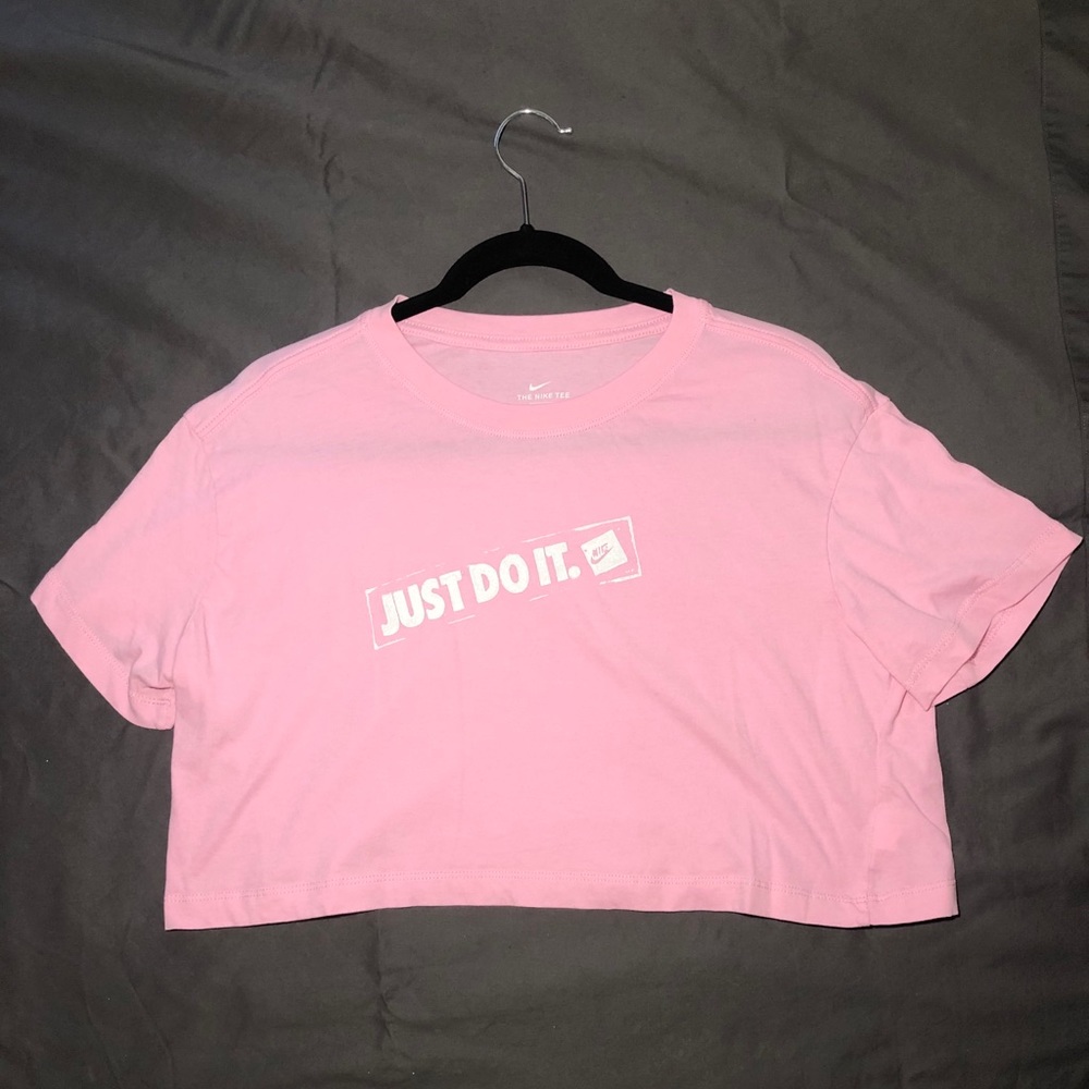 Nike pink workout crop top!!